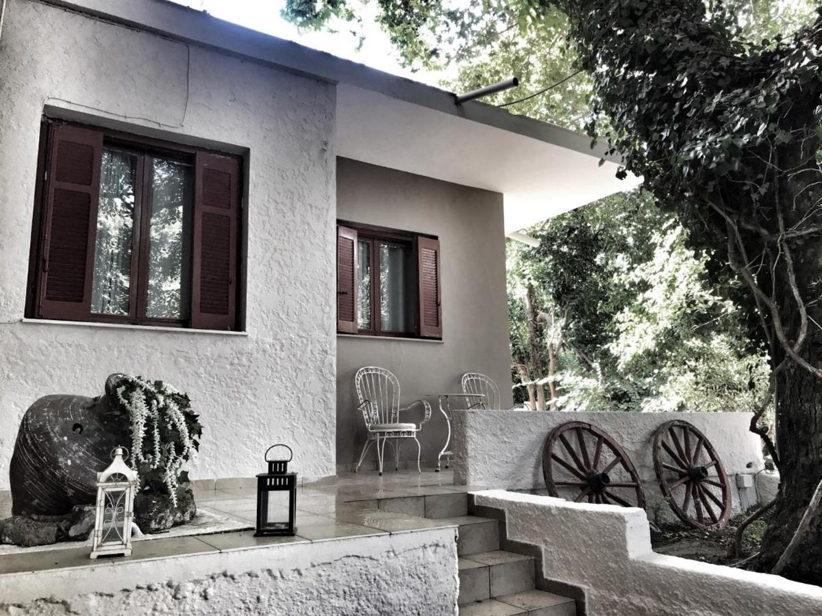 Hotel Kastri Garden Apartment Loutra Edipsou  Eksteriør billede